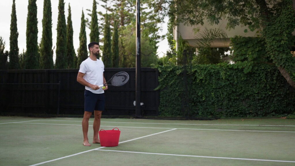 Scéna z filmu Novak Djokovic: The Wolf in Winter