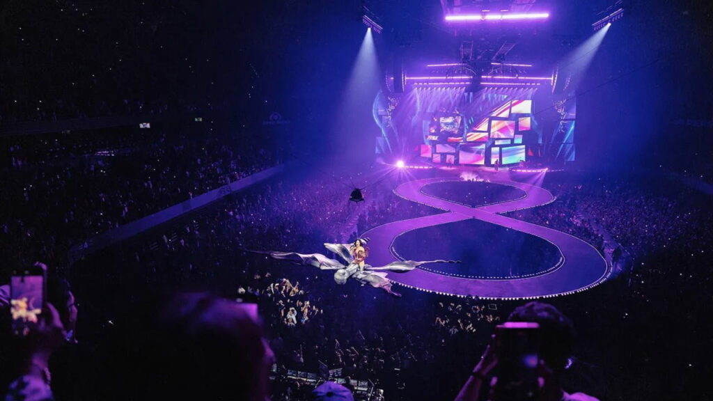 Katy Perry: The Lifetimes Tour – Live From Paris – Fotogaléria 5