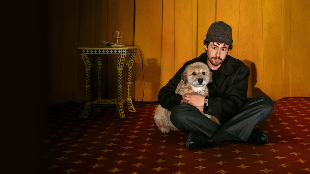 Propagačný záber z filmu Ramy Youssef: In Love