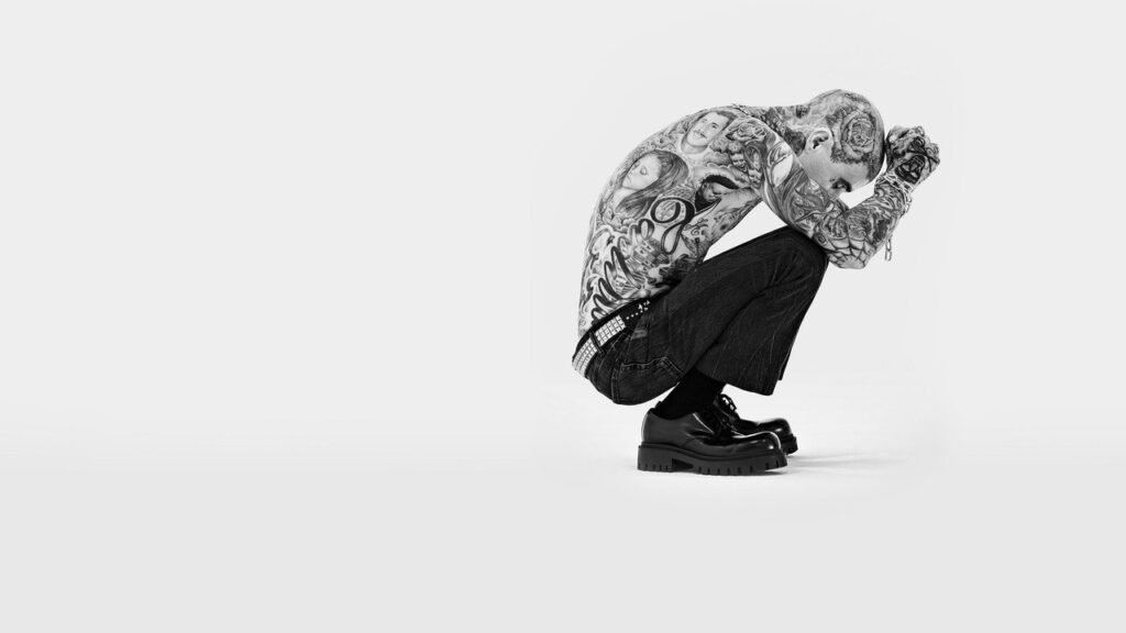 Scéna z filmu Travis Barker: Louder Than Fear
