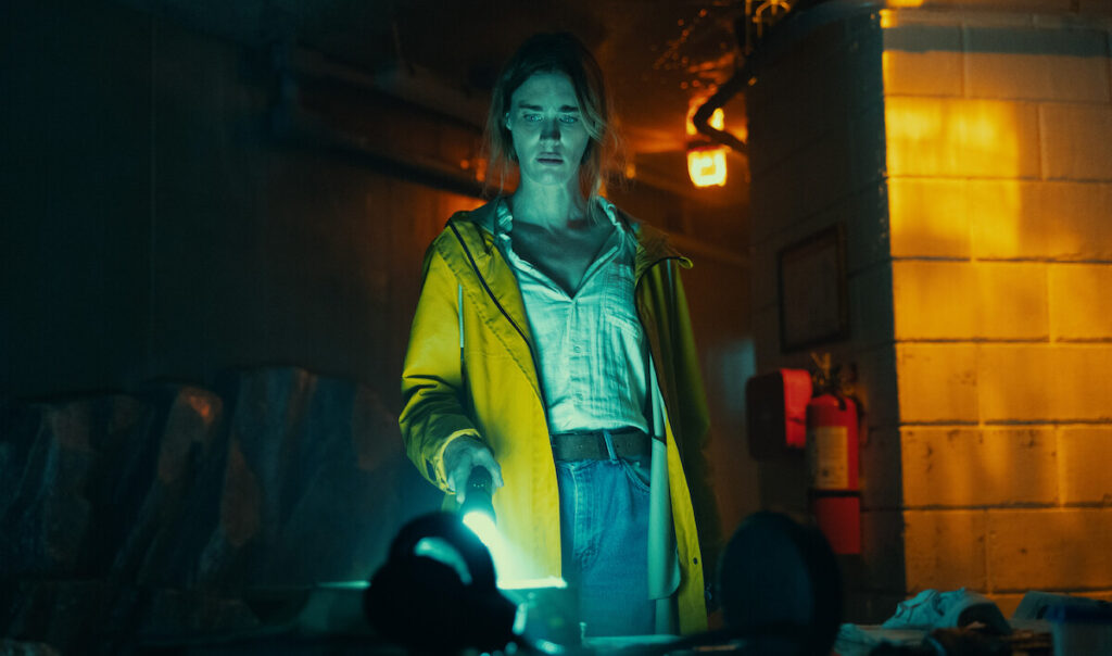 Záber z filmu Below – 1. séria