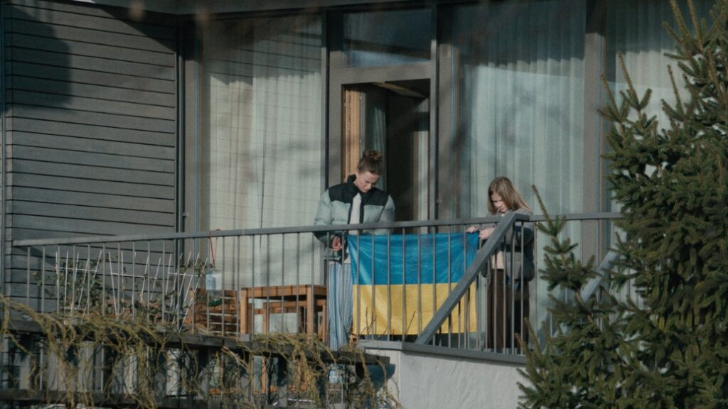 Fotografia z filmu Rozvod v čase vojny